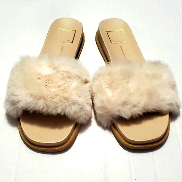 Dolce Vita Mochi Cream Fuzzy Comfy Soft Slip On Slide Sandals - Picture 3 of 9